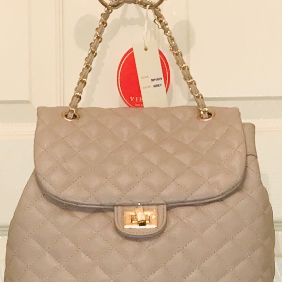 Backpack - Picture 4 of 4